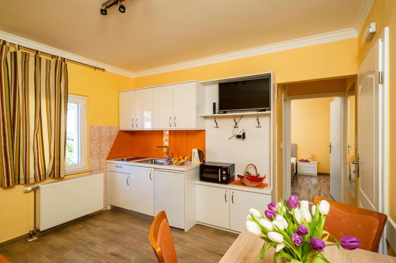 Apartmani Niki Zvekovica 察夫塔特 外观 照片