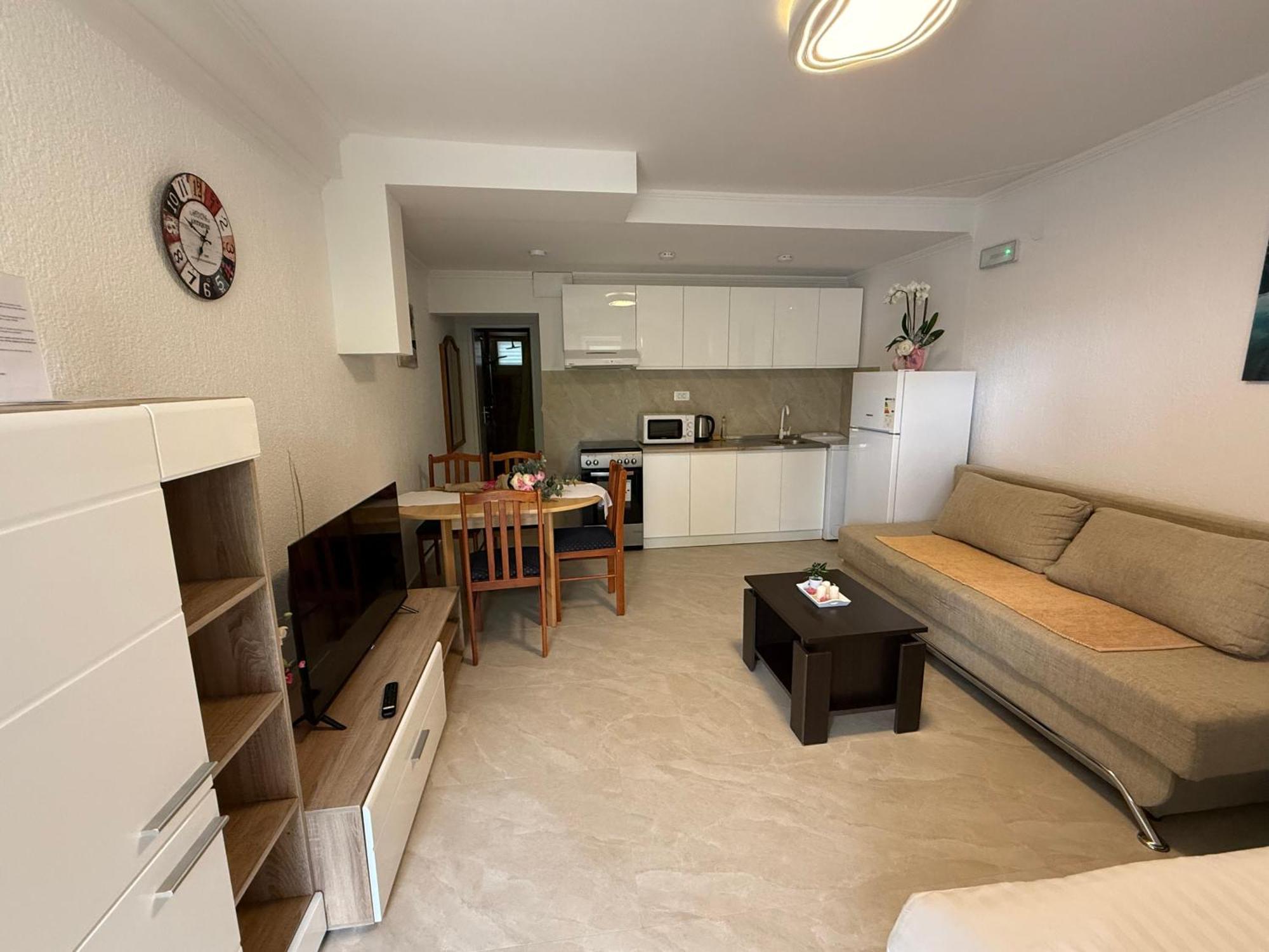 Apartmani Niki Zvekovica 察夫塔特 外观 照片