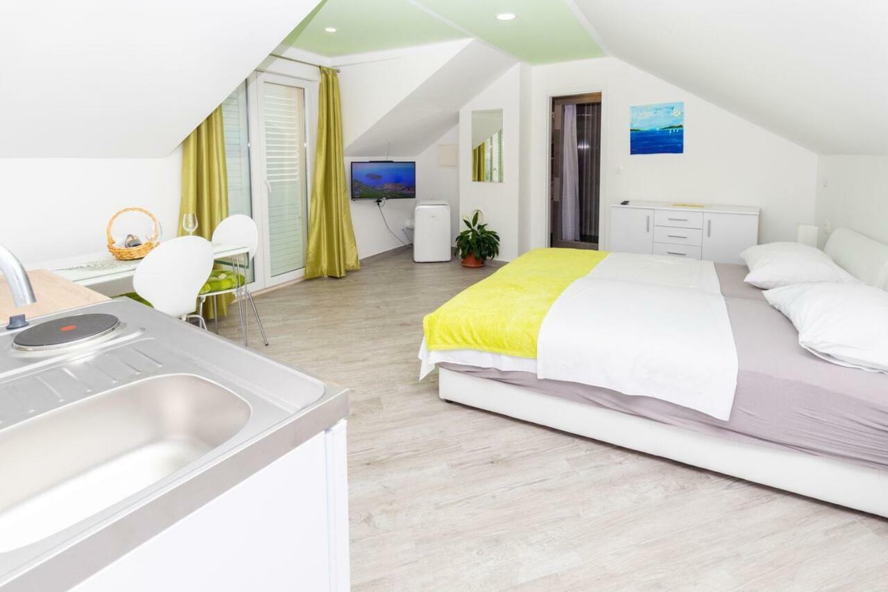 Apartmani Niki Zvekovica 察夫塔特 外观 照片